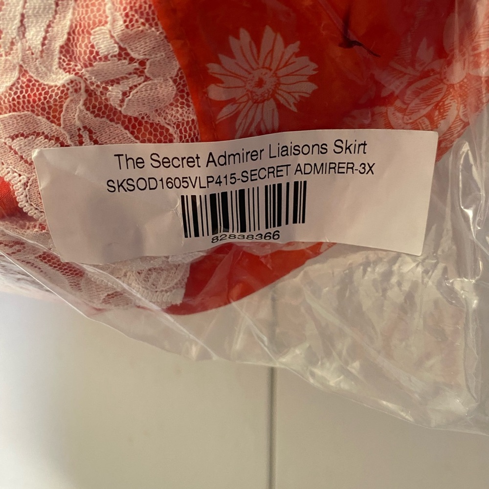 ❤️very Dior! Selkie Secret Admirer Silk Red Asymmetrical Skirt with White Lace - Picture 7 of 15